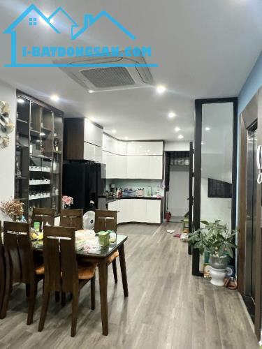 BIỆT THỰ NHÀ VƯỜN 69M2,GIÁ LOANH QUANH 16TỈ,THIẾT KẾ ĐẸP,THANG MÁY,VỊ TRÍ ĐẮC ĐỊA - 2