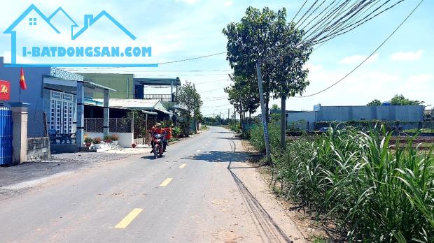 bán đất 5x42m xã Mỹ Hạnh Bắc, Đức Hòa, Long An giá 1.55 tỷ, sổ riêng, LH: 0786 7978 99 - 3