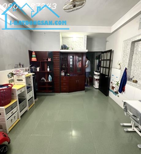 Bán Nhà Hẻm Ô tô - 10m Ra MT Nguyễn Văn Đậu - Quận Bình Thạnh - 50m2 - 5Tầng - Chỉ 7Tỷ - 1