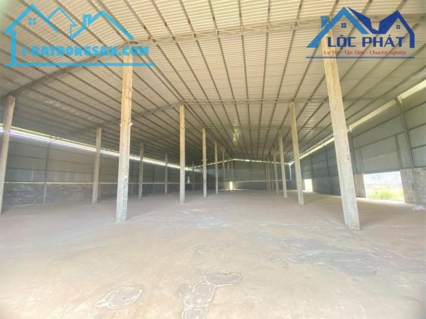 Bán đất nhà xưởng Huyện Thống Nhất Đồng Nai 23.603m2 có 3000 đất SKC giá 31,9 tỷ