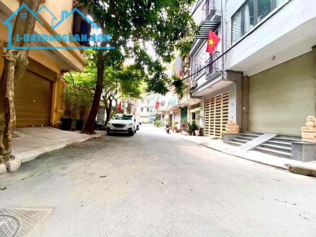 PHÂN LÔ PHỐ LẠC TRUNG, NGÕ THÔNG, VỈA HÈ, Ô TÔ TRÁNH, TẦNG HẦM, THANG MÁY, KINH DOANH
