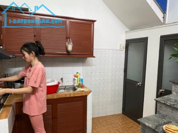 Bán gấp nhà Do Nha, Quán Toan, Hồng Bàng, HP. 1,6 tỷ, 55m2, 2 tầng, vị trí kd. - 2