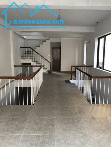 Cho thuê nhà phù hợp làm siêu thị,văn phòng,để ở ngõ 154/39 ngọc lâm ,long biên Cho thuê nhà phù hợp làm siêu thị,văn phòng,để ở ngõ 154/39 ngọc lâm ,long biên
