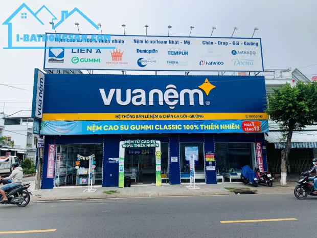 Bán nhà mặt phố Đội Cấn, Ba Đình. 143 m2 x Mt 7,6 m. Ô tô kinh doanh xây toà VP cho thuê.