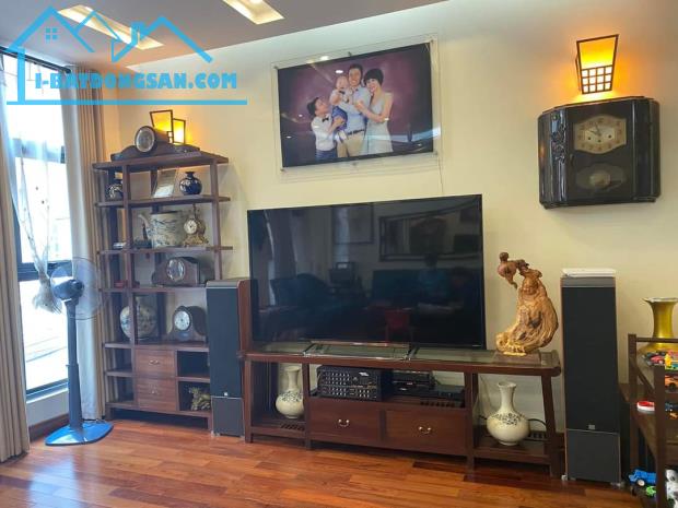 BÁN GẤP PHÂN LÔ NGÕ 19 PHỐ LIỀU GIAI DT62m2 KINH DOANH SẦM UẤT - 2