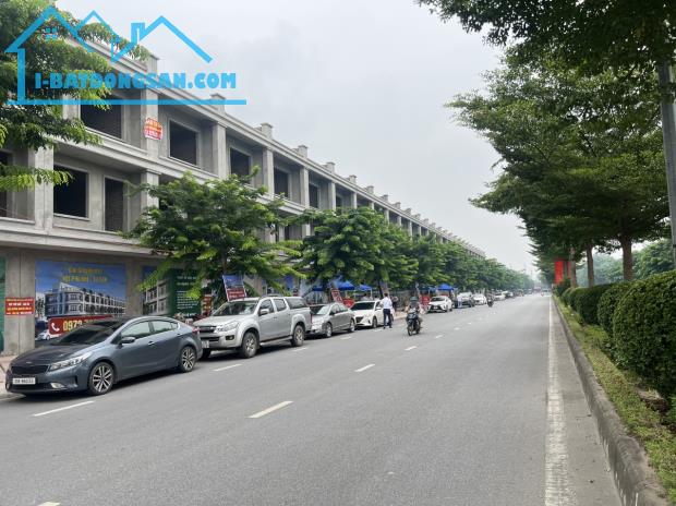 SHOPHOUSE ĐƯỜNG NGUYỄN VĂN CỪ- MẶT ĐƯỜNG 40 M- GIÁ CĐT - 1