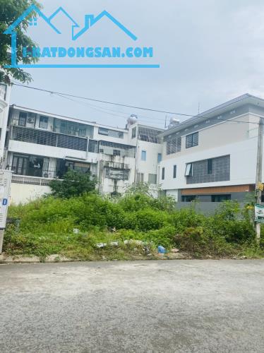 Cần bán ô đất biệt thự giá rẻ trong khu đô thị Chùa Hà Tiên, Vĩnh Yên, Vĩnh Phúc.
