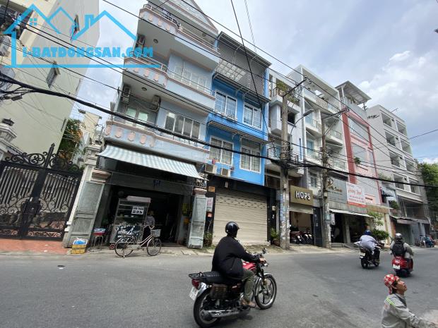 Bán nhà Kinh doanh Lê Quang Định có lề, 4x9m , 2 tầng BTCT, chỉ 8.79 tỷ