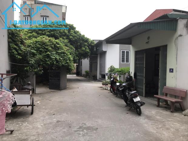 Cần bán nhà 3 tầng lô góc ngõ phố Đàm Lộc P Tân Bình chỉ 2,29 tỷ - 2