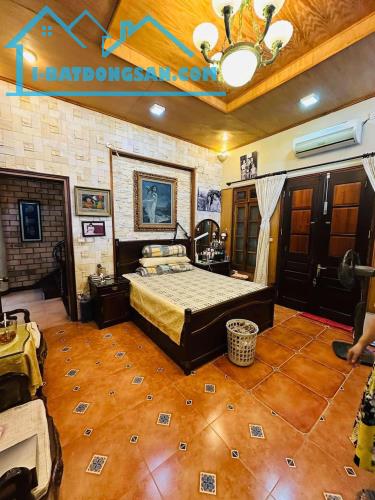 GẤP LÔ GÓC MẶT NGÕ PHỐ NGỌC HÀ,BĐ, 105M*5 TẦNG, MT 6,7M, GARA 7 CHỖ, CHÀO 30 TỶ - 1