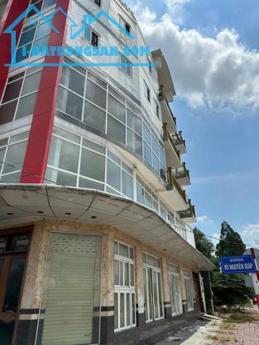 Cặp nhà 5 lầu góc 2 mặt tiền Võ Nguyên Giáp, Q.Cái Răng, Cần Thơ - 23.5 tỷ - 2