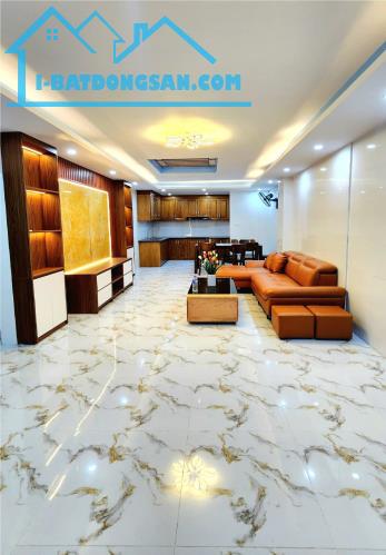 Bán Nhà HIẾM Phố Hàm Long, Hai Bà Trưng, Ôtô, Lô Góc, SIÊU ĐẸP 50m2x5T, Giá 11.5 tỷ