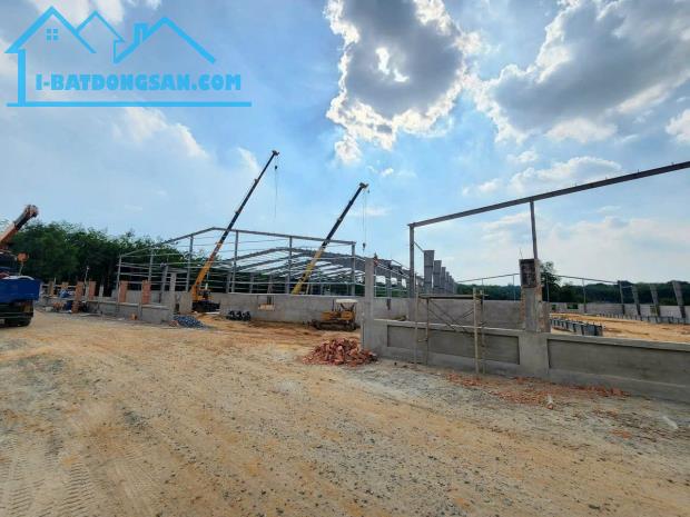 Cho thuê 2000m2 , 3000 m2 , 8000m2 Xưởng mới Gía : 62.000đ/m2 , Tân Uyên Bình Dương - 4