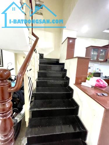 BÁN NHÀ ĐƯỜNG BÀN CỜ, QUẬN 3, HẺM 6M THÔNG, XE HƠI VÔ NHÀ, 55Mx5 6PN 5WC, HĐT 40TR 11 TỶ x - 3