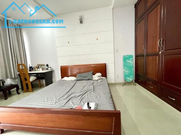BÁN NHÀ ĐƯỜNG BÀN CỜ, QUẬN 3, HẺM 6M THÔNG, XE HƠI VÔ NHÀ, 55Mx5 6PN 5WC, HĐT 40TR 11 TỶ x - 5