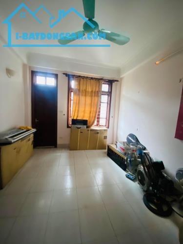 Bán nhà phố Đặng Tiến Đông – Ngõ nông, thoáng – Nhà đẹp – 64m2 – 5 tầng – 9.5 tỉ