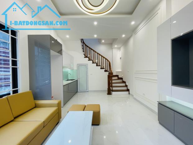 Bán nhà riêng Vân Canh 31m2*5T đầy đủ nội thất. Cách 120m đến chợ, trường C1 C2 Vân Canh - 5