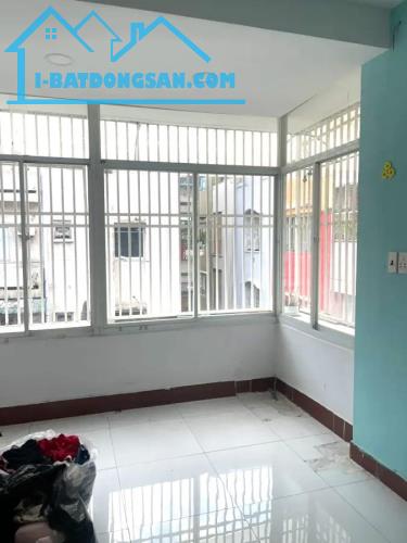 Bán Chung cư 1A Nguyễn Đình Chiểu Lô D, Đakao, Quận 1, 42m2, nhỉnh 2 tỷ