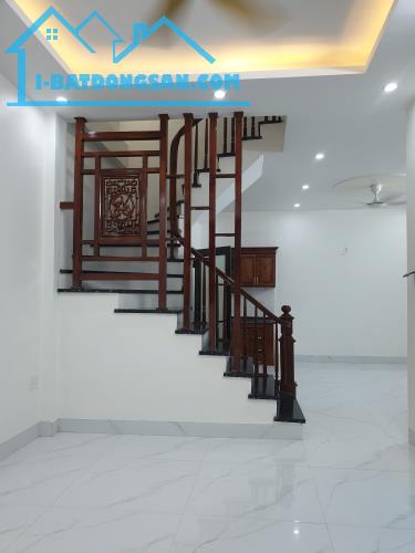 BÁN NHÀ ĐẸP 1.85 TỶ 3 TẦNG 50M2 NGÕ ĐƯỜNG LÊ HỒNG SƠN - 1