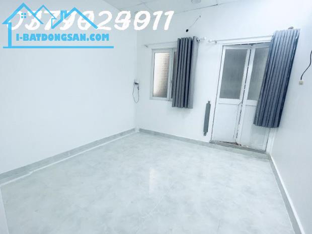 Bạch Đằng, Bình Thạnh, nhà mới ở ngay, 2 tầng BTCT, sổ vuông đẹp, 16m2, chỉ nhỉnh 2 tỷ - 1