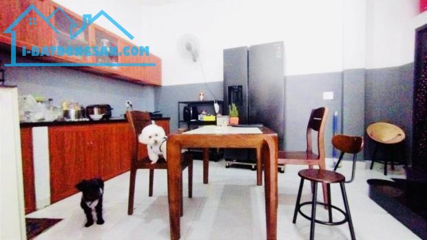 🏠MẶT TIỀN NGANG Lớn 5m KINH DOANH QUẬN 3 - NHÀ MỚI 3 TẦNG 4 PN - 42m² GIÁ MỀM chỉ 6.6 Tỷ