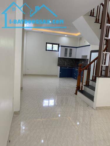 NHÀ ĐÔNG LA (30m2,4PN) - ĐI 5 PHÚT RA KĐT ĐÔ NGHĨA,TÂY MỖ, LÊ TRỌNG TẤN - 1