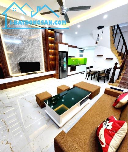 BÁN NHÀ ĐẸP PHỐ TÂN MAI, 43M2, 4 TẦNG, MT 4.3M. GIÁ 6.06 TỶ - 4