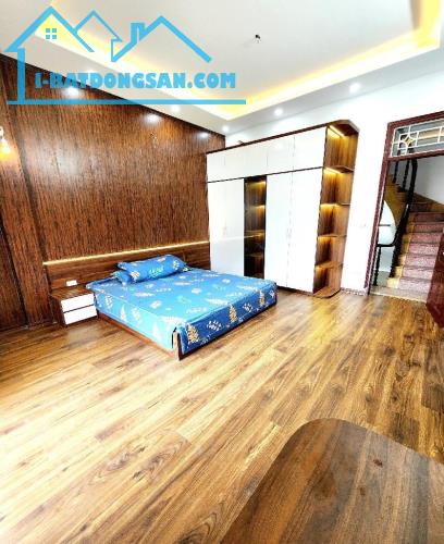 BÁN NHÀ ĐẸP PHỐ TÂN MAI, 43M2, 4 TẦNG, MT 4.3M. GIÁ 6.06 TỶ - 1