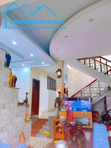 🏠Bán Biệt Thự Cao Cấp 1 Lầu Ngay Chợ P. Tân Tiến DT 265m2 Chỉ 8 Tỷ - 4