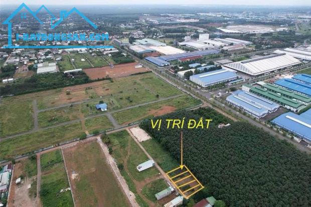 Chủ kẹt cần bán gấp lô đất 113.8m2 sổ riêng full thổ cư gần KCN Bàu Xéo, Trảng Bom, ĐN