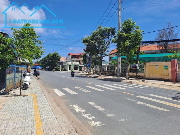 Đất sổ hồng riêng Trung tâm hành chính Thủ Thừa diện tích 100m2 giá 950 Triệu - 5
