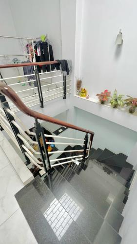 🏠 Bán Nhà 2 Lầu Gần Ngã Tư Tân Phong 180m2 SHR Hoàn Công Chỉ 8,5 Tỷ - 2