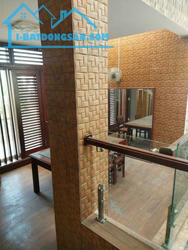 NHÀ MT ĐẠI LỘ 2 - PHƯỚC BÌNH, 230M2 (10x23)M, 5 TẦNG, SÂN RỘNG, CÓ GARA OTO,  CHỈ 30.5 TỶ. - 2