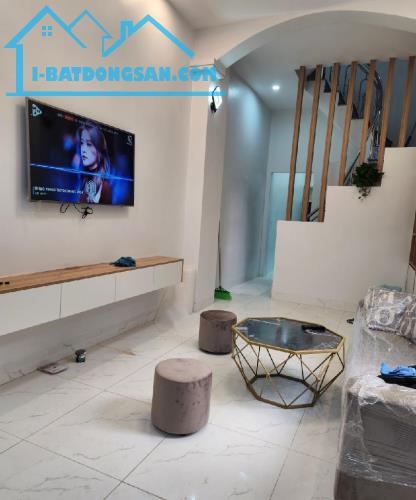 NHÀ LUNG LINH NGỌC TRỤC 45M2X4T, MẶT TIỀN 4.5M, DÂN XÂY, GIÁ NGON CHỈ 4.85 TỶ