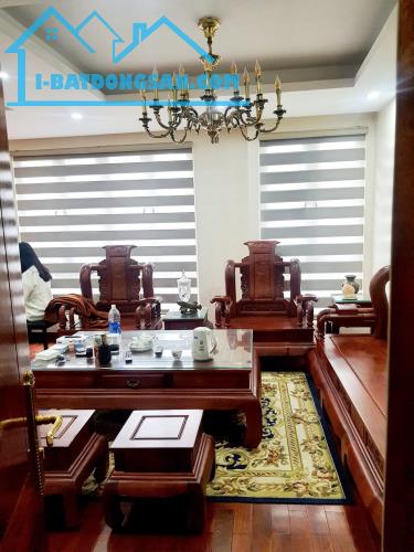CHÍNH CHỦ BÁN GẤP PHÂN LÔ HOÀNG CẦU DT56m2 Ô TÔ + KINH DOANH - 2