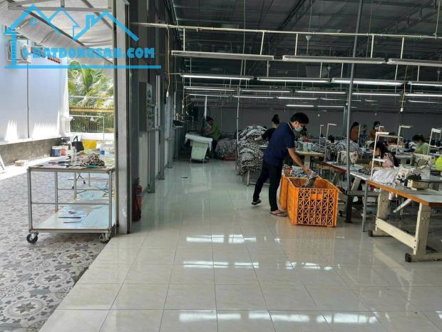 Biệt thự, xưởng may tổng dt 1500m2 xã Trung Hòa, huyện Chợ Gạo, Tiền Giang, giá 6.9 tỷ - 1