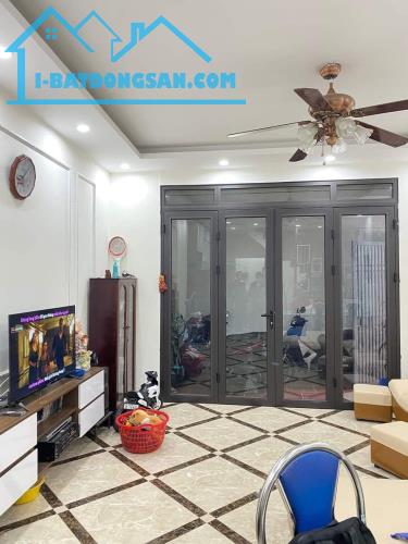 Bán gấp căn nhà đường Đỗ Tấn Phong, Phường 17, Quận Phú Nhuận 56m2/2tỷ300tr - 1