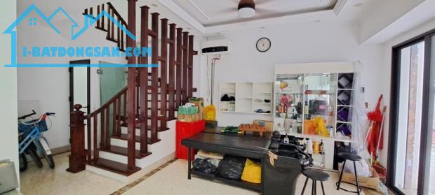 Bán nhà Hoàng Như Tiếp,Bồ Đề 5 tầng,51m2,mt7m,2 mặt ngõ  nhỉnh 9 tỷ - 3