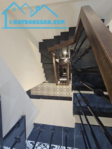 Cần bán gấp nhà dòng tiền cao phố Xuân Đỉnh 100m, 7T, lô góc, 28 P khép kín đủ đồ, thang m - 1