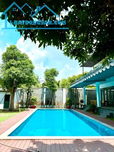 HOMESTAY ĐẲNG CẤP GIỮA LÒNG NHỊ BÌNH HM 765M2 BỂ BƠI NỘI THẤT CAO CẤP SANG TRỌNG 28 TỶ - 4