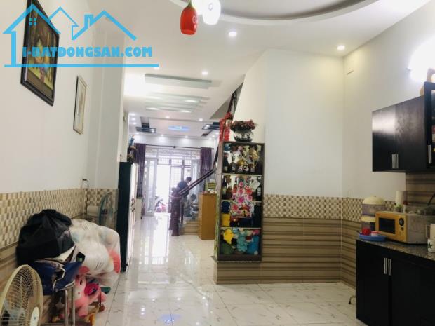 HẺM Ô TÔ 5M, DƯƠNG BÁ TRẠC , P2, Q8, 3 TẦNG ĐÚC, 72M2, 11.3 TỶ. - 3