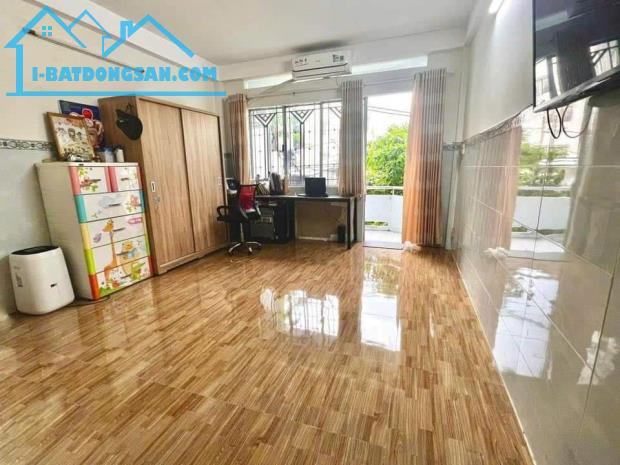 Bán nhà khu Nam Long  Thạnh Lộc Quận 12 hẻm xe hơi 10m thông70m2 – 3 tầng chỉ 5 tỷ hơn - 4