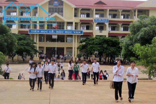 CHÍNH CHỦ SANG LỖ 3600M2 ĐẤT SHR MT TỈNH LỘ CẠNH KCN CHỢ, ỦY BAN  DÂN ĐÔNG GIÁ 290 TRIỆU - 1