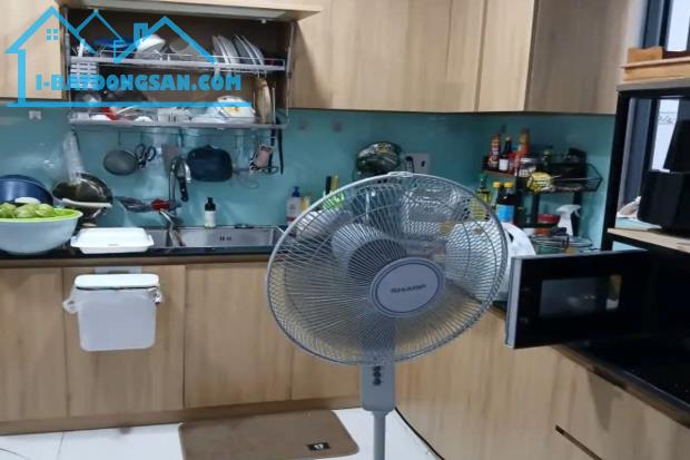 Bán nhà hẻm 6m, Đình Phong Phú, Thủ Đức, 71.6 m², 6.1m, 11.7m, nhà đẹp - 1