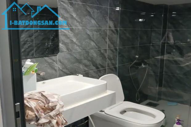 Bán nhà hẻm 6m, Đình Phong Phú, Thủ Đức, 71.6 m², 6.1m, 11.7m, nhà đẹp