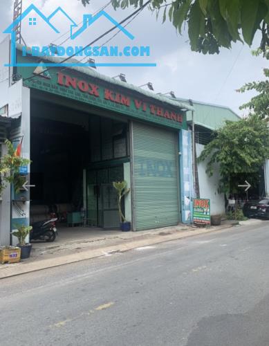 Chính chủ bán 240m2 Xưởng MT đường Bà Điểm Hóc Môn giá hơn 40 triệu M2 - 3