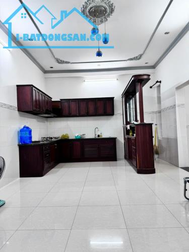 Chủ Gửi Bán  Căn Nhà Mái Thái 150m2 P.Tân Vạn Xe Ô tô Tới Nhà - 4