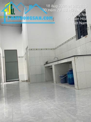 Chỉ 1,9 tỷ sở hữu nhà 85m2 góc 2 Mặt Tiền hẻm thông thoáng, SHR thổ cư, gần chợ P.Tân Vạn - 1
