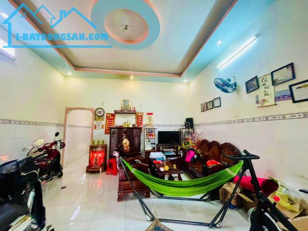 🏡Nhà Rộng Sân Oto DT 125m2 Phường Tân Phong Chỉ 3,2 Tỷ - 2