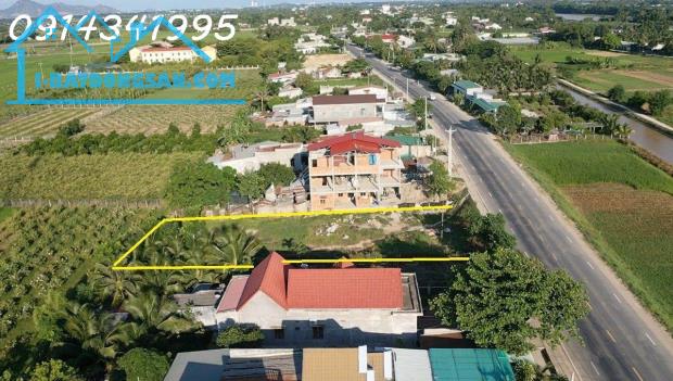 Nút giao cao tốc Cam Lâm Vĩnh Hảo. Mặt QL27A, 20x50m sân bay Thành Sơn 5km, QL1 6km - 4